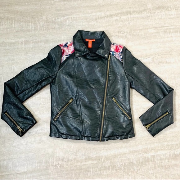 Chelsea & Violet Moto Biker Jacket Design Full Zip - Picture 3 of 8